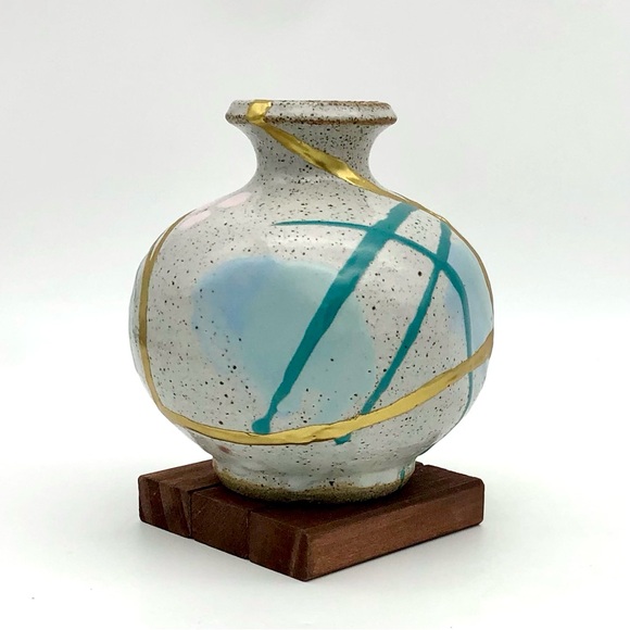 Kintsugi Vase Glazed Abstract Pottery Gold Crack Art Personal Growth Gift - Picture 8 of 13